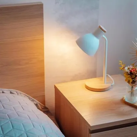 Central-living Beige - City - Netflix - 5 Pers. Apartment