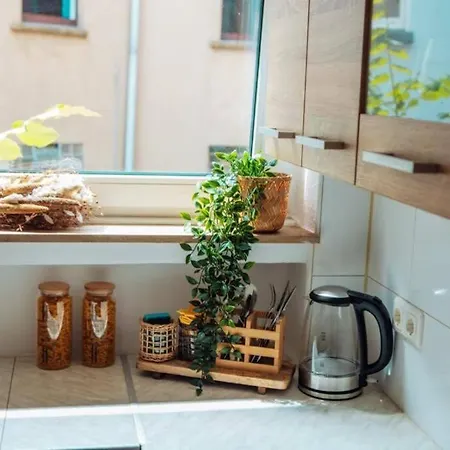 Apartment Central-living Beige - City - Netflix - 5 Pers.